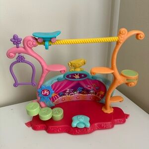 Littlest Pet Shop Colorful Play Stage - Pink, Orange, Teal, Yellow